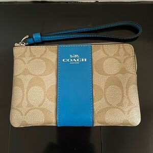 Coach Corner Zip Wristlet In Signature Canvas Tan/Beige With Teal/Blue F58035